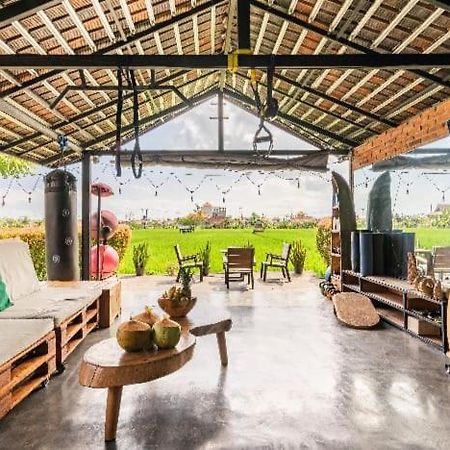 Big Brother Surf Inn Canggu  Bagian luar foto
