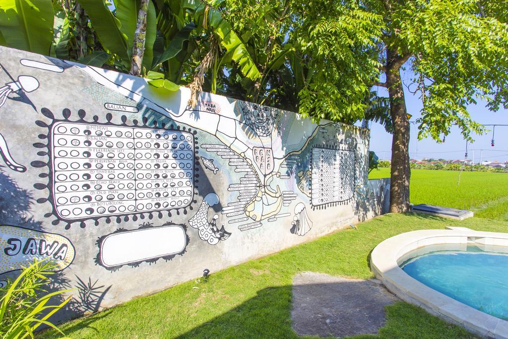 Big Brother Surf Inn Canggu  Bagian luar foto